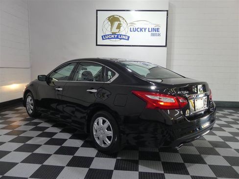 Used 2017 Nissan Altima 2.5 S w/ Power Driver Seat Package FWD image 11