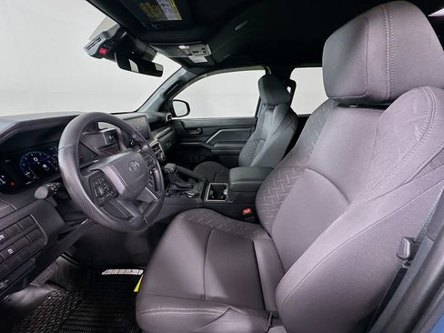Certified 2026 Toyota Tacoma SR5 AWD/4WD image 20