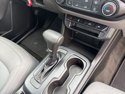 Used 2018 GMC Canyon 2WD Crew Cab w/ Convenience Package image 19