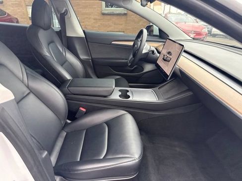 Used 2022 Tesla Model 3 Long Range AWD/4WD image 21