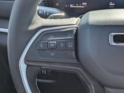 New 2026 Jeep Grand Cherokee Altitude RWD image 19