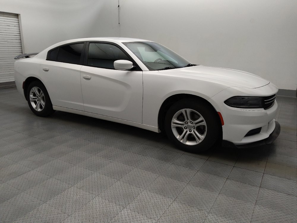 Used 2015 Dodge Charger SE RWD image 11
