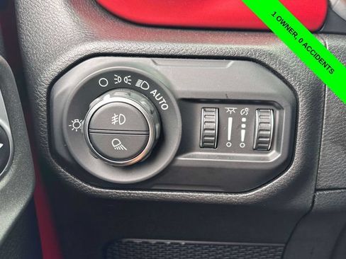 Used 2020 Jeep Gladiator Rubicon AWD/4WD image 10
