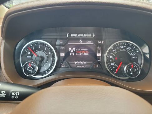 Used 2020 RAM 1500 Laramie w/ Off Road Group AWD/4WD image 29