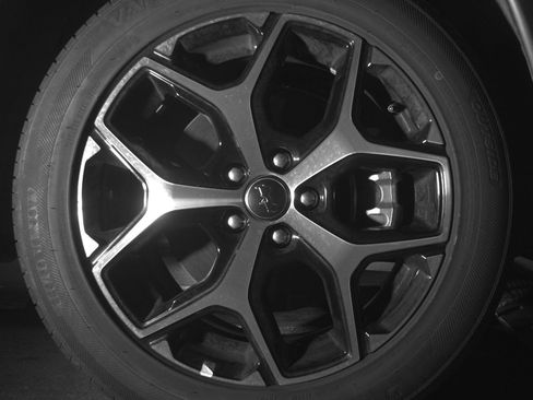 Used 2025 Jeep Compass Limited image 13