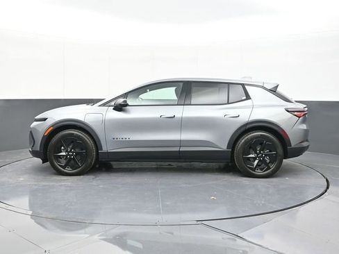 New 2026 Chevrolet Equinox EV LT image 8