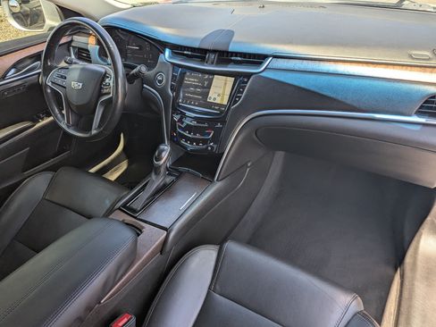 Used 2019 Cadillac XTS Luxury FWD image 12