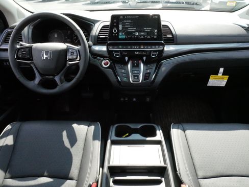 Certified 2026 Honda Odyssey Elite image 10