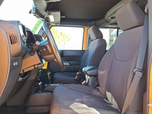 Used 2013 Jeep Wrangler Unlimited Sport AWD/4WD image 12