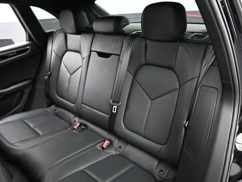 Certified 2023 Porsche Macan Turbo AWD/4WD image 23