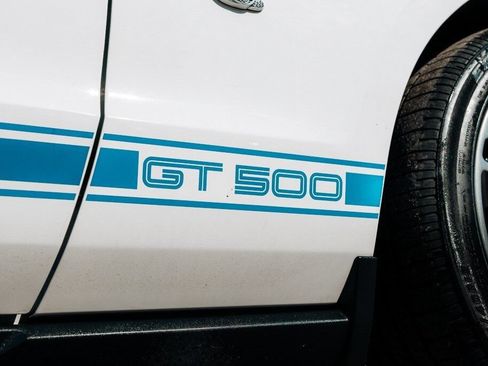 Used 2011 Ford Mustang Shelby GT500 RWD image 12