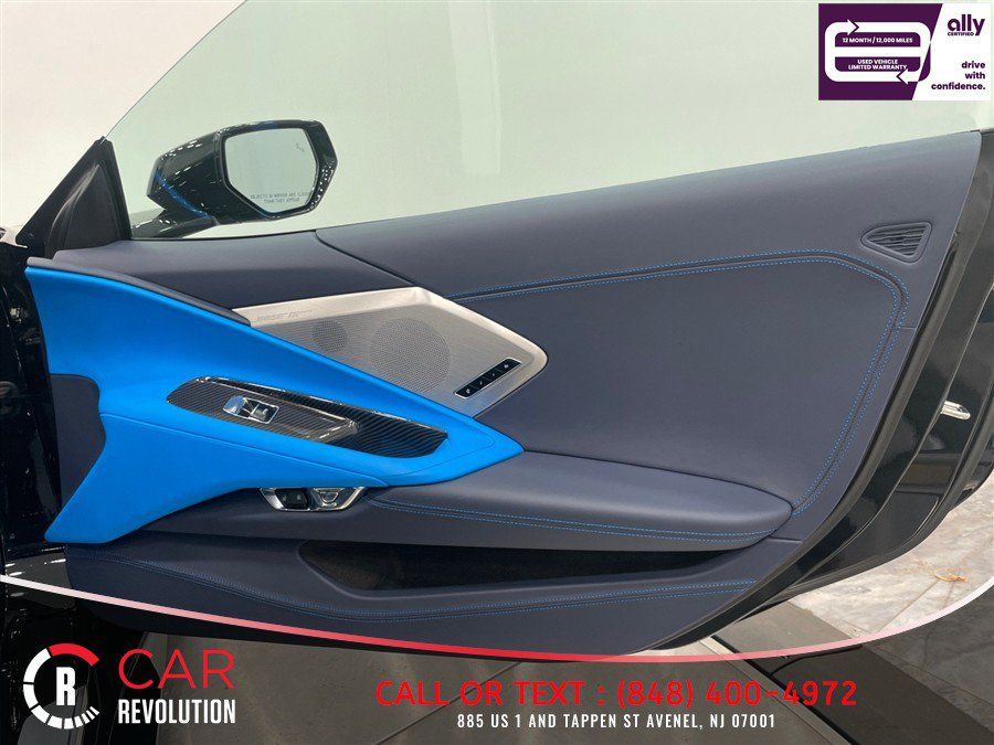 Used 2021 Chevrolet Corvette Stingray Premium Conv w/ Z51 Performance Package RWD image 25