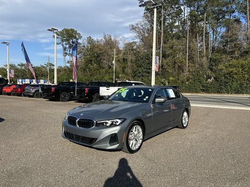 Used 2025 BMW 330i Sedan RWD image 12