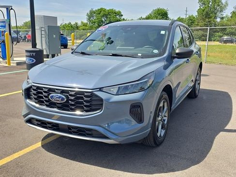 Certified 2024 Ford Escape ST-Line w/ Tech Pack #1 AWD/4WD image 2