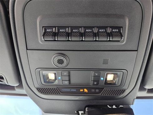 Certified 2023 Ford Bronco Badlands image 18