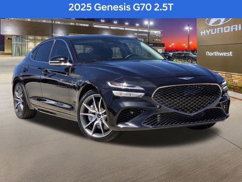 Used 2025 Genesis G70 2.5T RWD image 1