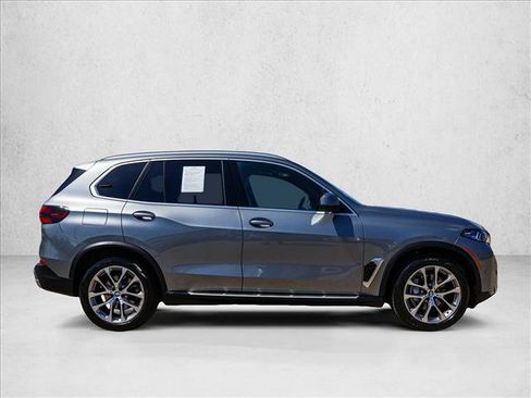 Used 2026 BMW X5 xDrive40i AWD/4WD image 4