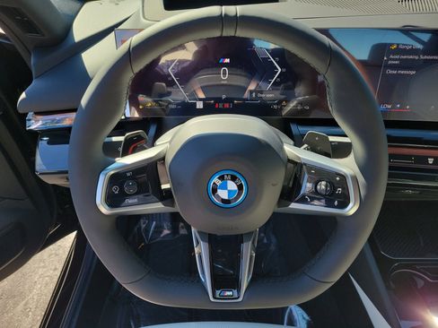 New 2026 BMW 550e xDrive w/ Executive Package image 22