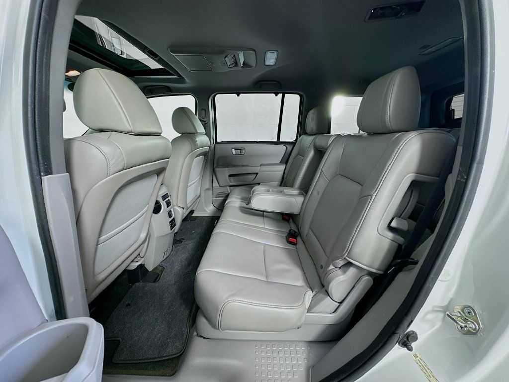 Used 2015 Honda Pilot Touring image 25