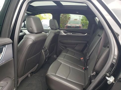 Used 2025 Cadillac XT5 Premium Luxury AWD/4WD image 15