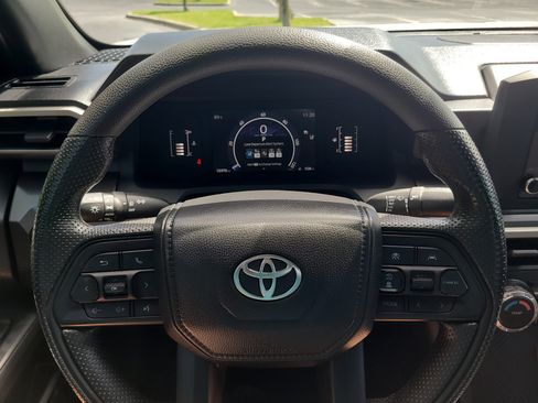 Certified 2025 Toyota Tacoma SR5 RWD image 29