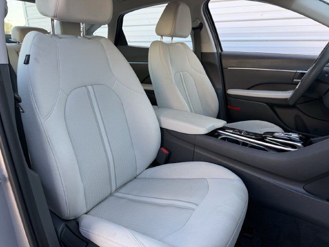 Used 2023 Hyundai Sonata SEL w/ Preferred Accessory Package FWD image 26