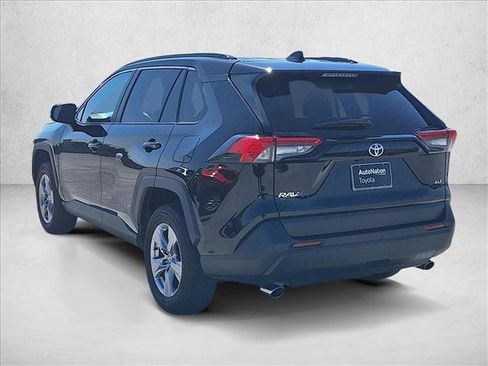 Used 2025 Toyota RAV4 XLE FWD image 7