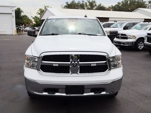 Used 2022 RAM 1500 Classic SLT w/ Electronics Group AWD/4WD image 4