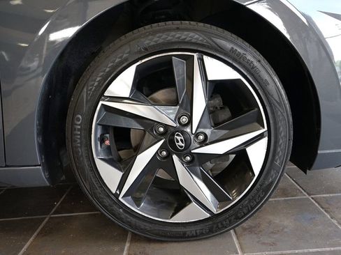 Used 2023 Hyundai Elantra SEL w/ Convenience Package FWD image 50