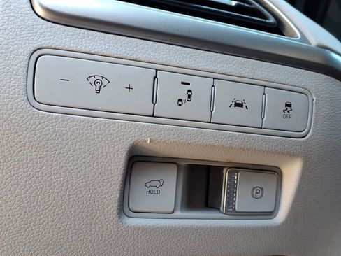 Used 2020 Hyundai Palisade SEL w/ Premium Package image 18