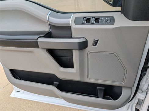 Used 2018 Ford F150 XLT w/ Equipment Group 302A Luxury image 19