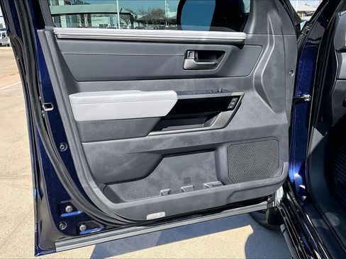 New 2026 Toyota Tundra Limited AWD/4WD image 10
