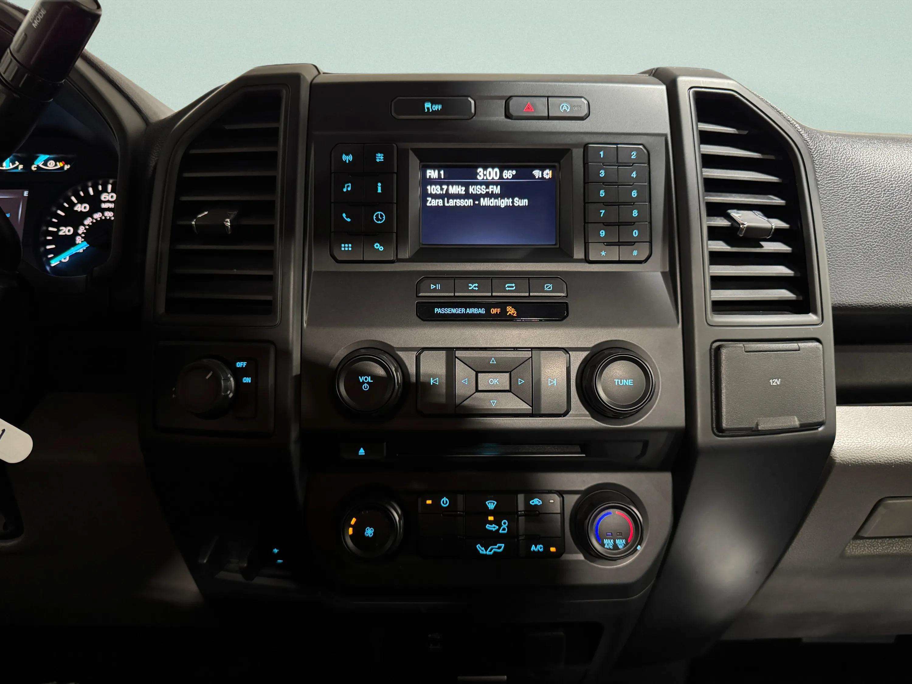 Used 2018 Ford F150 XL w/ Equipment Group 101A Mid RWD image 16
