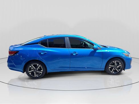 Used 2024 Nissan Sentra SV FWD image 6