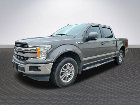 Used 2019 Ford F150 Lariat w/ Trailer Tow Package image 3