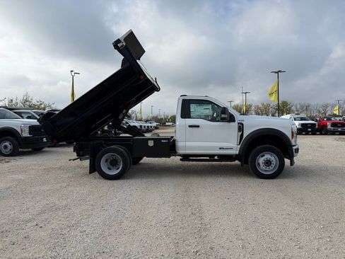 New 2024 Ford F450 XL image 2