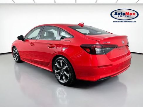 Used 2025 Honda Civic Sport Touring image 6