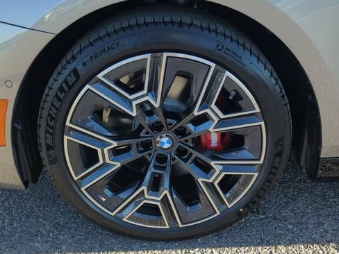 Used 2026 BMW 530i w/ M Sport Package RWD image 10