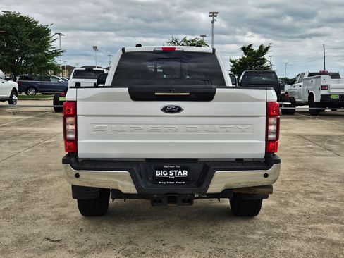 Used 2022 Ford F350 Lariat w/ Lariat Ultimate Package AWD/4WD image 5