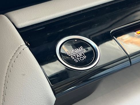 New 2026 Lincoln Navigator L Reserve AWD/4WD image 22