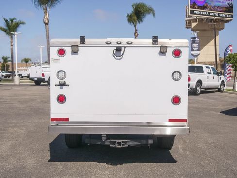 Used 2017 Ford F350 XLT w/ XLT Value Package RWD image 8