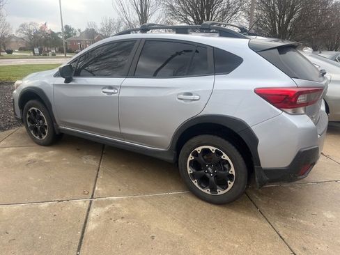 Used 2023 Subaru Crosstrek 2.0i image 17