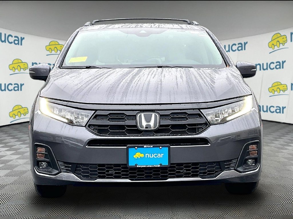 New 2027 Honda Odyssey Touring image 3