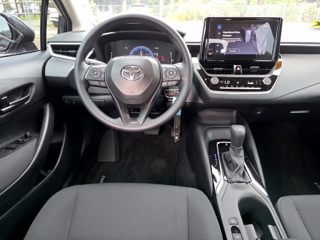 Used 2026 Toyota Corolla LE FWD image 7
