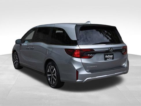 Used 2025 Honda Odyssey EX-L image 10