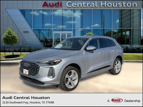 New 2025 Audi Q5 Premium Plus image 1