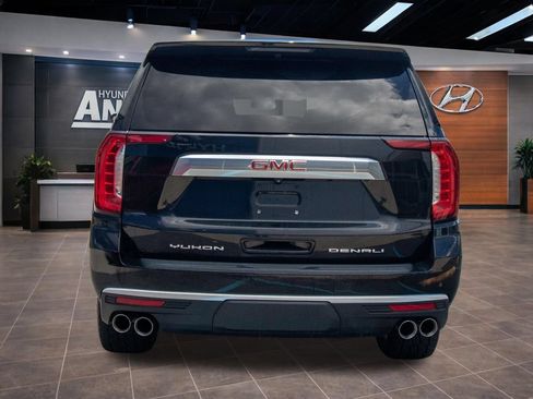 Used 2023 GMC Yukon XL Denali AWD/4WD image 15