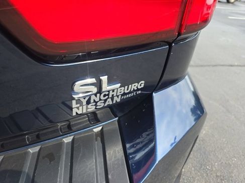 Used 2023 Nissan Armada SL w/ Captain's Chairs Package AWD/4WD image 10