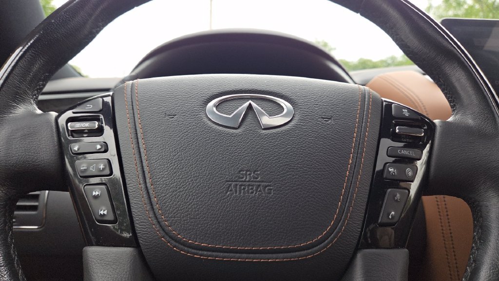 Used 2023 INFINITI QX80 Sensory w/ Cargo Package AWD/4WD image 22