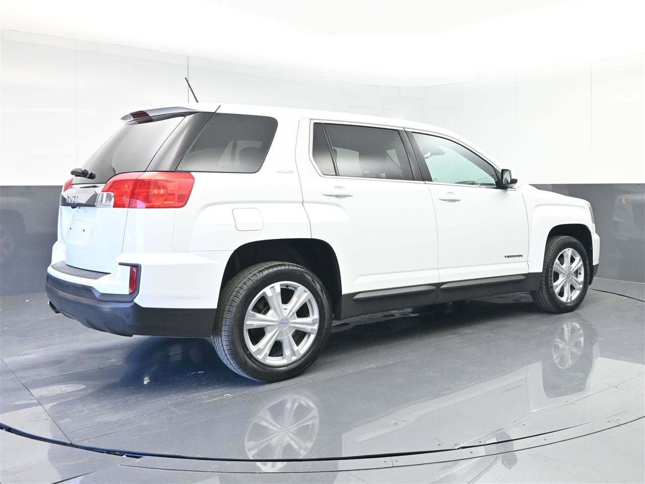 Used 2017 GMC Terrain SLE FWD image 5